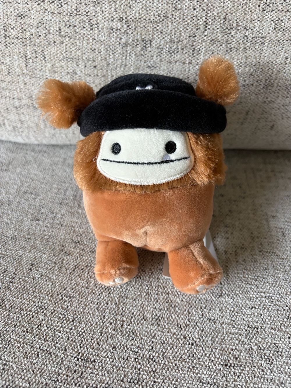 Squishmallows Benny the Bigfoot Clip